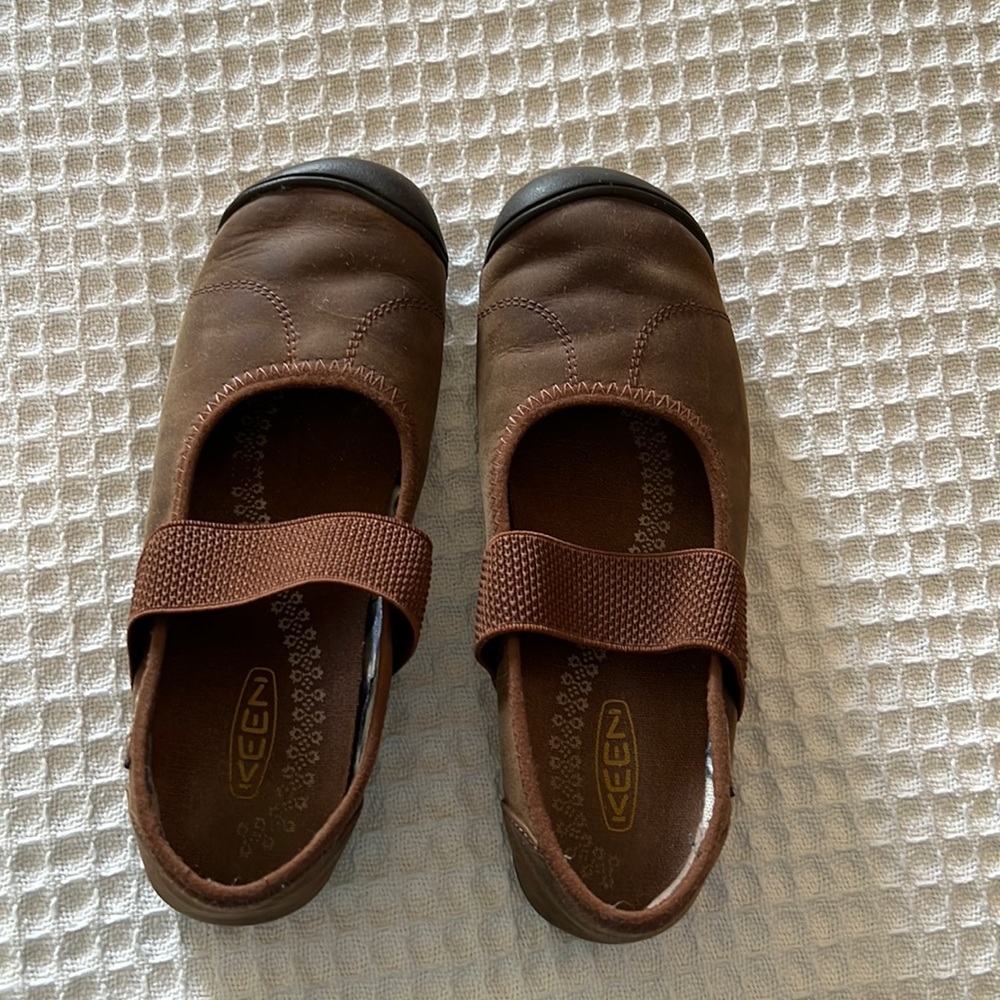 Keen leather shoes